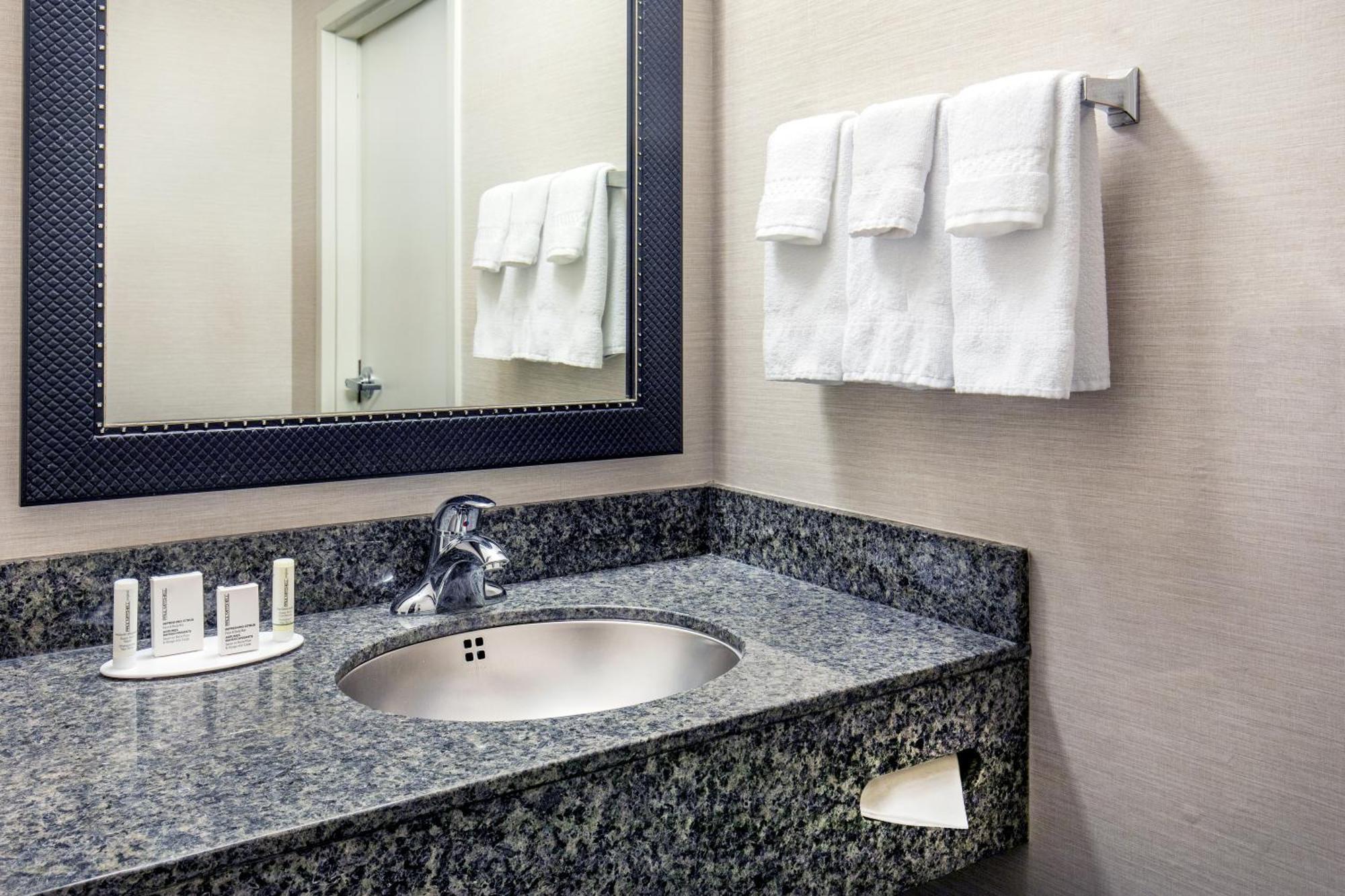 Fairfield Inn & Suites Lancaster Rohrerstown Dış mekan fotoğraf